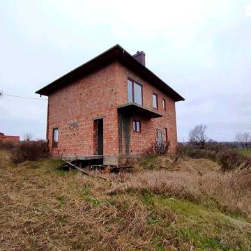 Продаж сучасного цегляного будинку