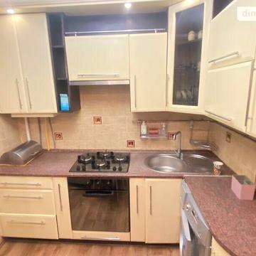 Довгострокова оренда 2к Квартира Керченська вулиця