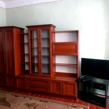 Оренда 3к. 3хв.від ЖДвокзалу.Кімнати окремі.Некутовв.Крім пралки.Сімю