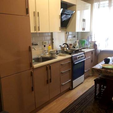 Продаю 3 х к чешку возле Надежды