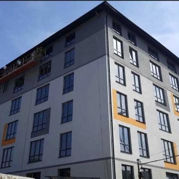 Вишнева вул., 10