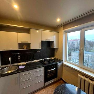 Оренда  затишної двокімнатної вкартири в Покровському районі