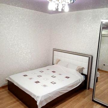 Сдам помесячно/понедельно  квартиру в новом доме.Газ.Свое отопление.Мо