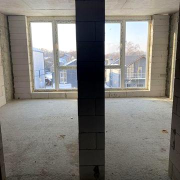 Без%Однокімнатна квартира,Оформлення право власноті,метро 5хв на авто