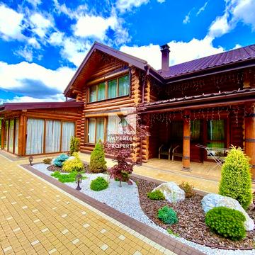 Здається просторий та функціональний екологічно чистий будинок!