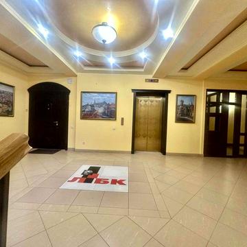 1130$ за м.кв, в клубний новобудові. Продаж 2-ох кім. квартири.