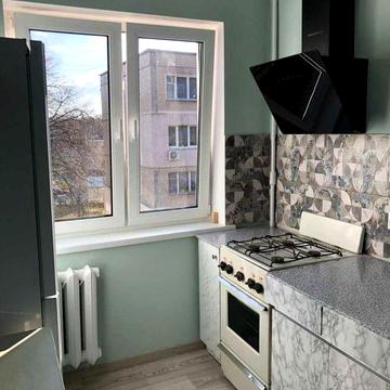 1 квартира новые дома дворец спорта, Байрона 148