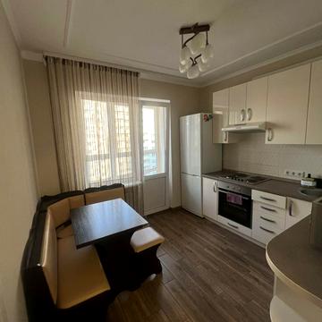 Софії Русової вул., 7