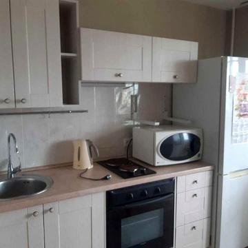 Героїв просп., 33