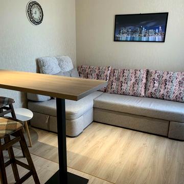 Дніпровська набережна вул., 16-Д