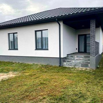 Продам стильний будинок з ремонтом.Підходить під  Є -Оселя.
