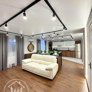 Квартира з ремонтом. Вул. Шевченка 67 кв.м.