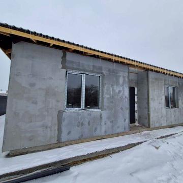 Продам новий одноповерховий будинок 90м2 на ділянці 5,5со, гарне місце