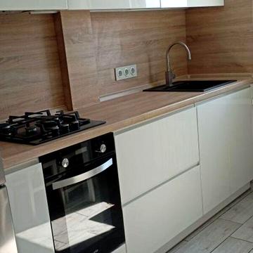 Довгострокова оренда 2к Квартира Космонавтів вулиця