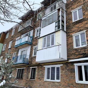 Продам 2/х кімнатну квартиру в центрі Нововолинська