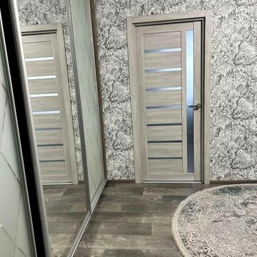 Продаётся 2х комнатная.  Корищенко