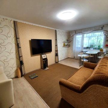 Здається 3-кімнатна квартира в центрі м.Покров