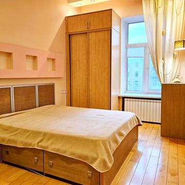 Саксаганського вул., 67