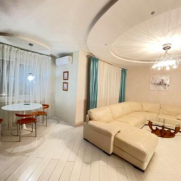 Вишняківська вул., 13