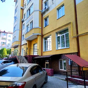 Незалежності просп., 92-З