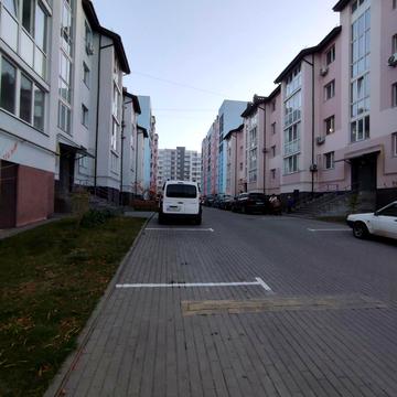 вул. Анатолія Лабунського, 3