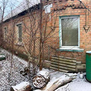 Продам окремий будинок на вул. Далекосхідній