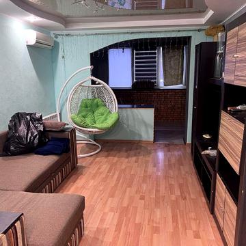 Сдам квартиру на победе 2спальных  места .