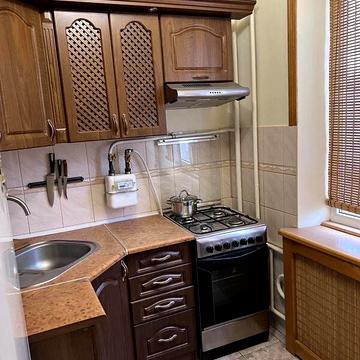 Довгострокова оренда 1к Квартира Володимира Великого вулиця