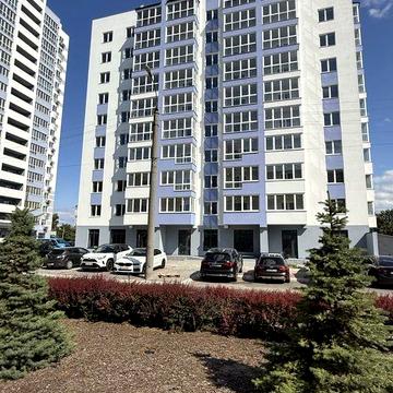 Продаж 3-х кім. вул.Б.Хмельницького,31. Будинок зданий, ліфт працює. ЖК Даймонд холл