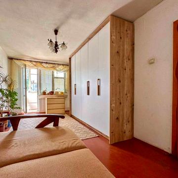 2-кімнатна біля 3-ї лікарні