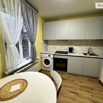 Довгострокова оренда 1к Квартира Ярослава Мудрого вулиця