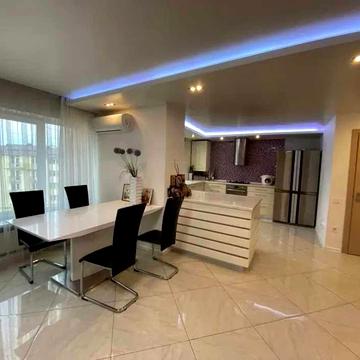 Продається 4-кім 2 поверховий Пентхаус 200м2