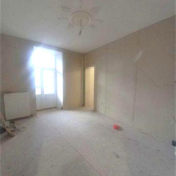 Продам 3 комн квартиру на Успенской