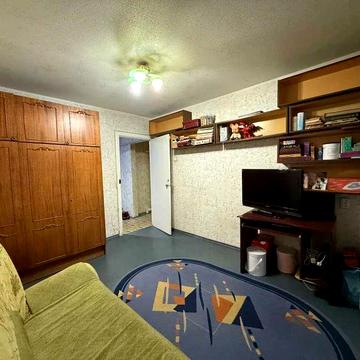 Продам видовую 2 к квартиру жм Солнечный  56м2