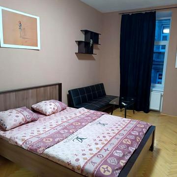 1кімн, на 1-2 місяці, біля Площі Ринок