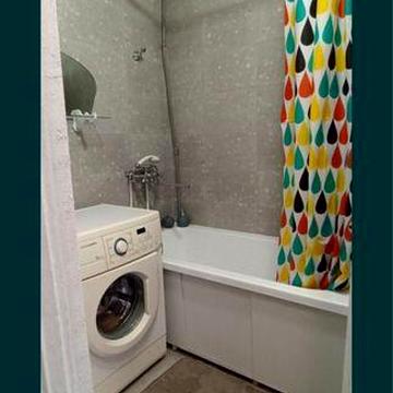 Здам в аренду 2 кімн. квартиру в центрі.