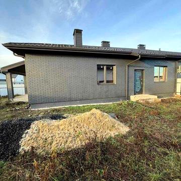 Продається квадрохаус в с. Боратин.