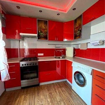 Оренда квартири  3 кім , вул Ярошинськоі