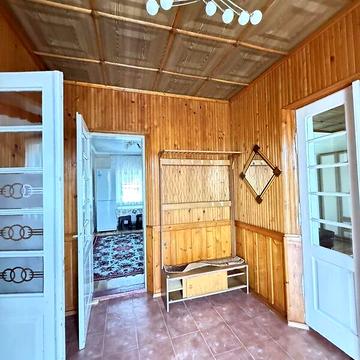 Довгострокова оренда 3к Дім Хотинська вулиця