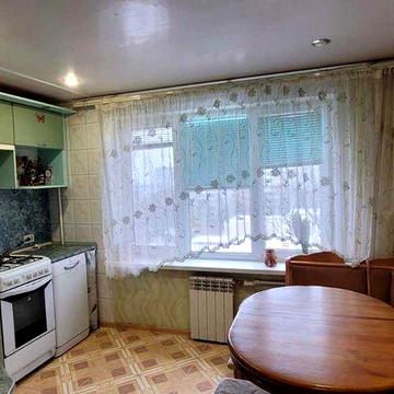 Гарна 2х на 6 поверсі, р-н Амстору.