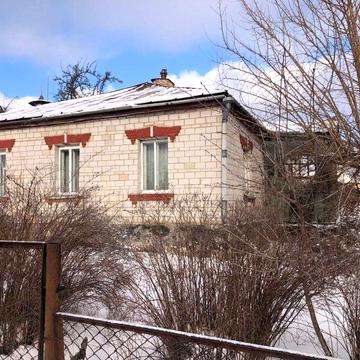 Продам будинок в м.Таращі(центр міста)