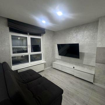 Здається квартира в новобудові в Центрі міста