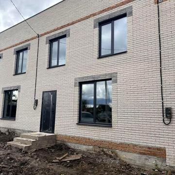 Продаж чудового таунхауса за ціною квартири