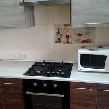 Уляни Кравченко вул., 8