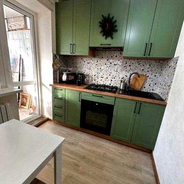 В продажу 3 - кімнатна квартира укомплектована - Черемушки