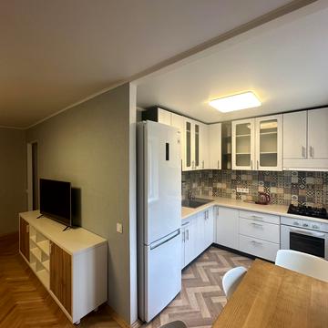 Тульчинська вул., 9-А