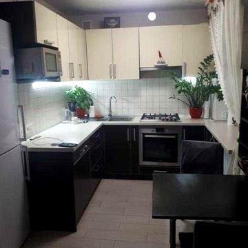 Продается 2 комнатная квартира район ТРК Украина Салтовка