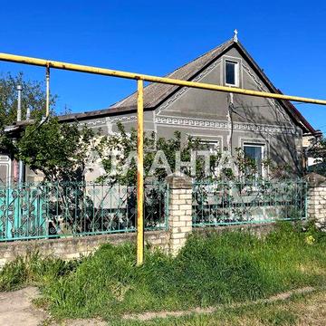 Продам жилой дом на 25 сотках в Маяках с видом на реку