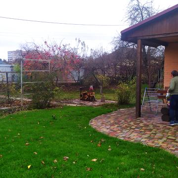 Бігуча вул., 10