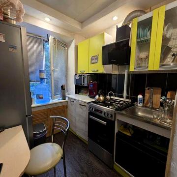 Продам 1к на Красном Камне